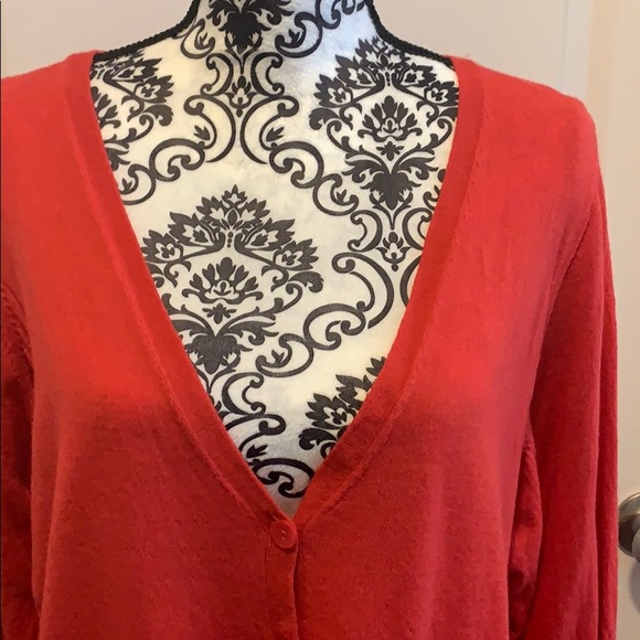 Woman’s long sleeve button front cardigan - Picture 2 of 8